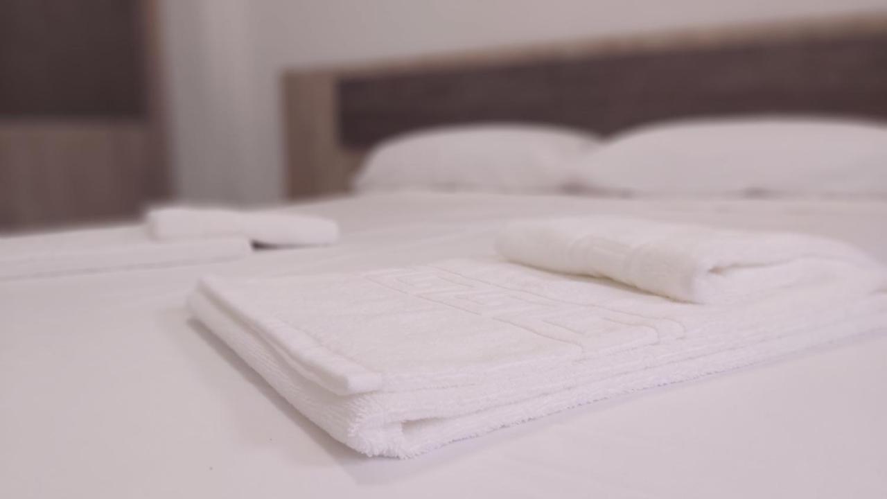 Del Parque Flats Meseta Swimmingpool Apartman Torremolinos Kültér fotó