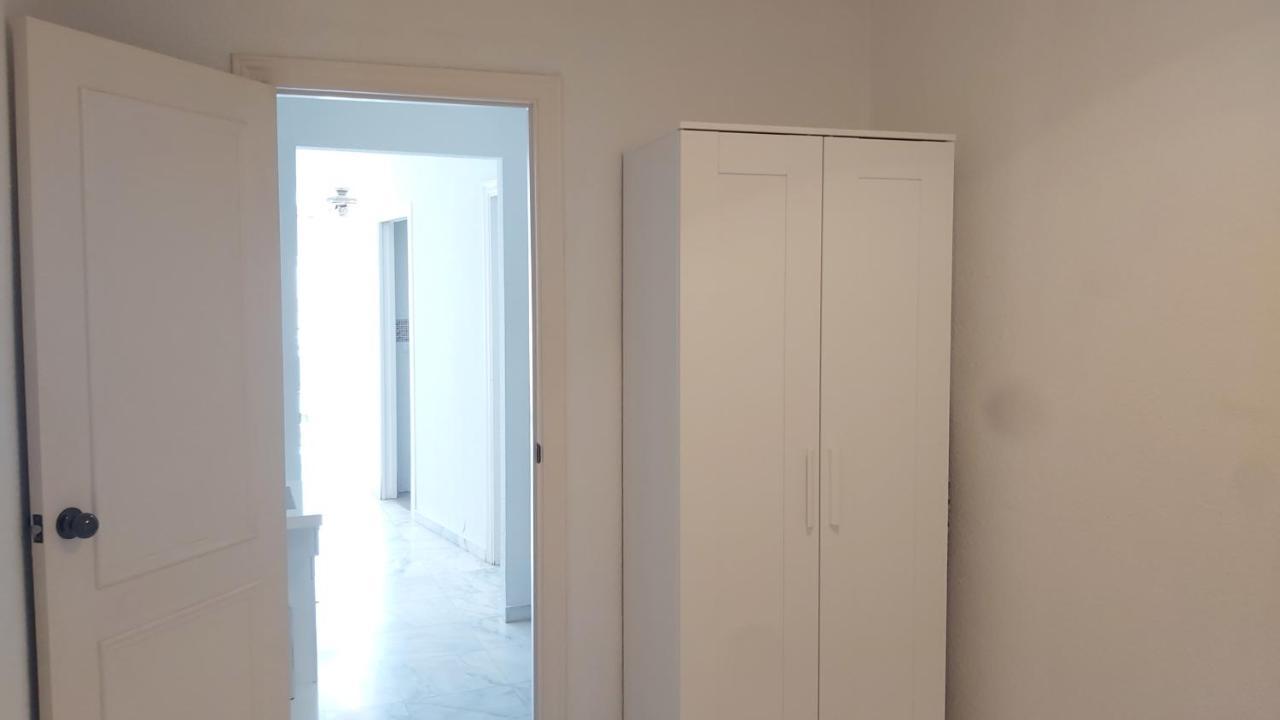 Del Parque Flats Meseta Swimmingpool Apartman Torremolinos Kültér fotó