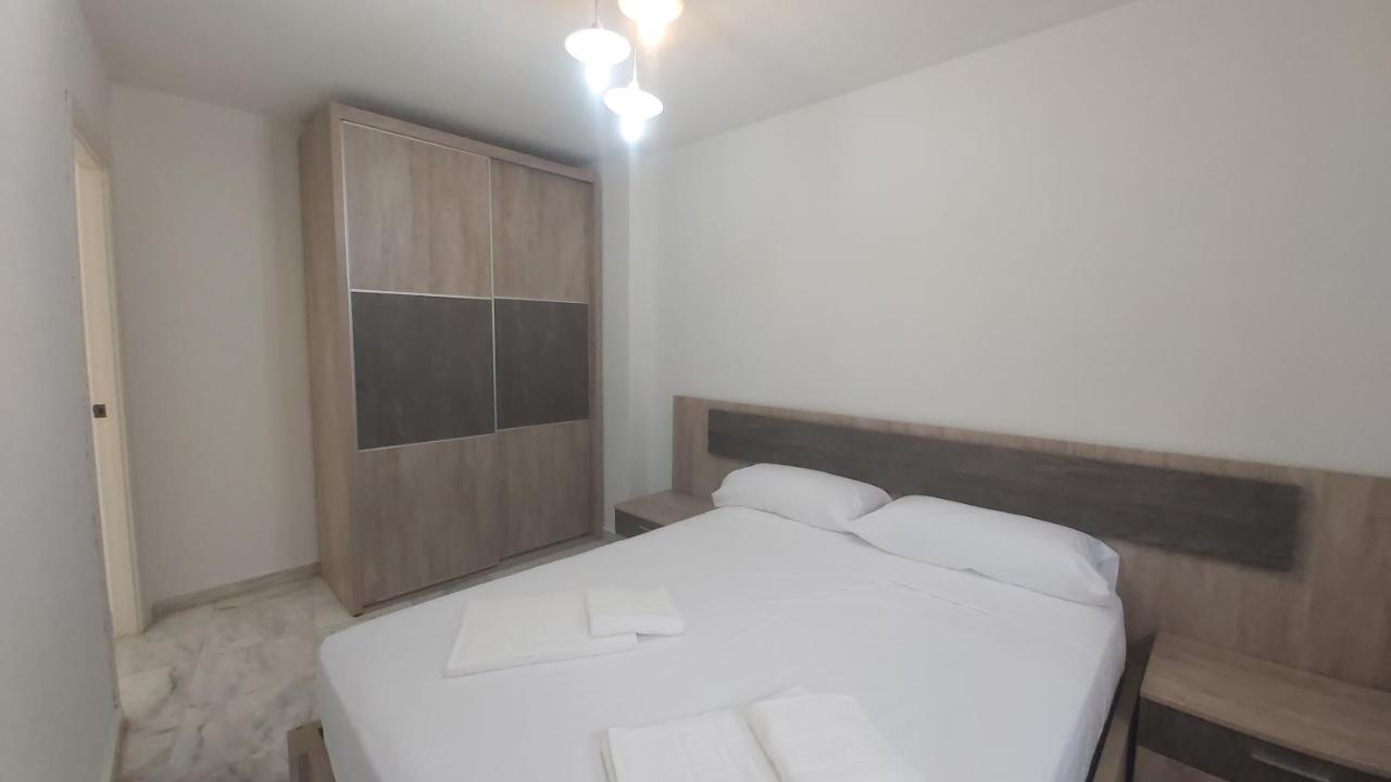 Del Parque Flats Meseta Swimmingpool Apartman Torremolinos Kültér fotó