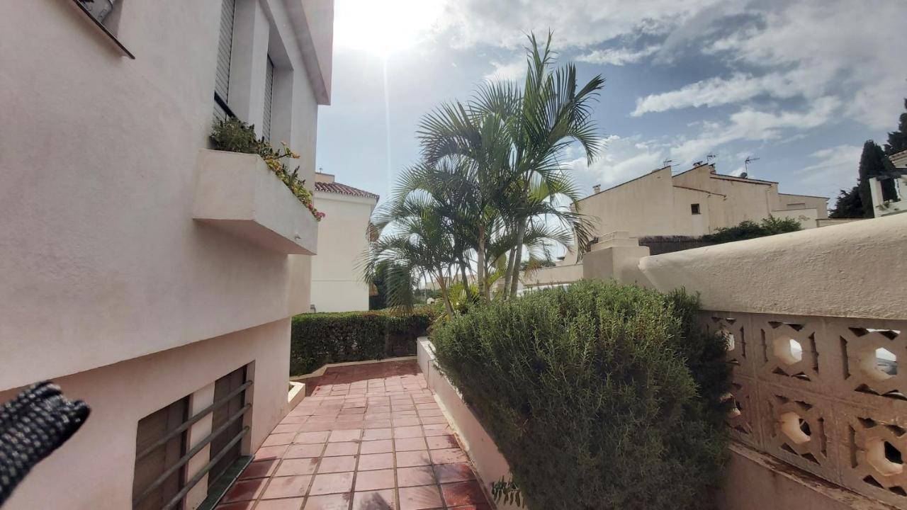 Del Parque Flats Meseta Swimmingpool Apartman Torremolinos Kültér fotó